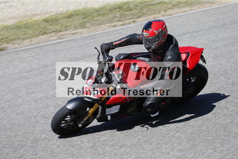 /06 08.04.2026 Cornu Master School ADR/Gruppe blau/40